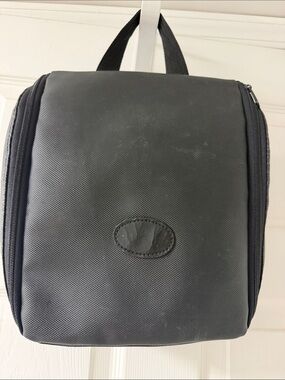 Palladio Black Hanging Travel Toiletry Case w/ Detachable Pocket Y2K